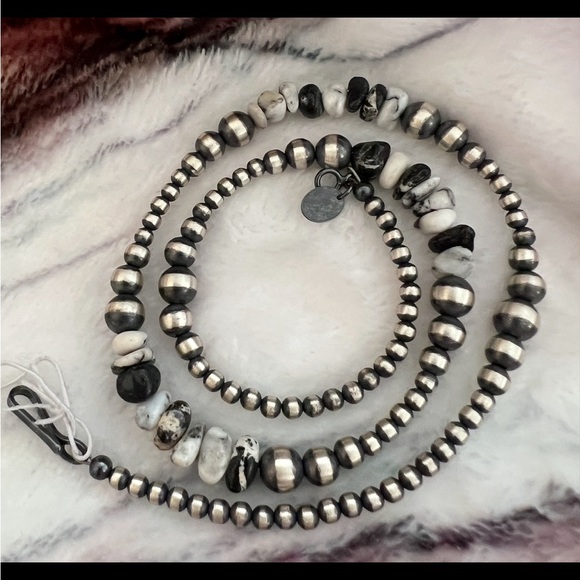 Meet your Posher, Donni - Picture 13 of 16